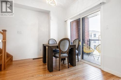 123 Bravo Lane, Newmarket, ON - Indoor