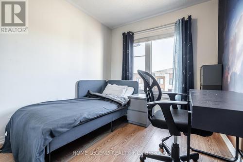 123 Bravo Lane, Newmarket, ON - Indoor Photo Showing Bedroom