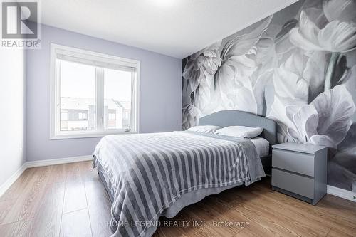 123 Bravo Lane, Newmarket, ON - Indoor Photo Showing Bedroom