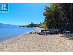 17001 Lakeshore Drive N Summerland, BC V0H 1Z6