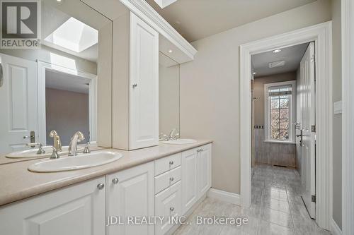 1283 Lindburgh Court, Mississauga, ON - Indoor Photo Showing Bathroom