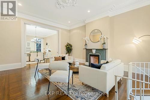 2 - 46 HERKIMER STREET  Hamilton, ON L8P 2G4