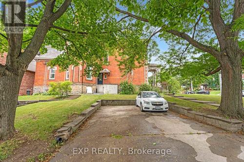 2 - 46 Herkimer Street, Hamilton, ON - Outdoor