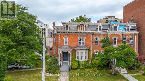 2 - 46 Herkimer Street, Hamilton, ON - Outdoor