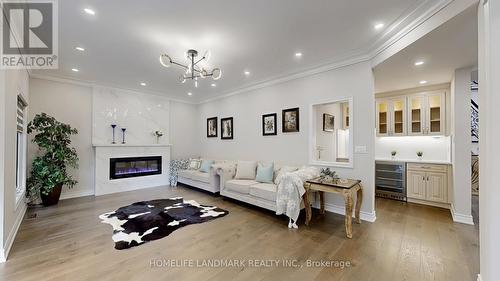 16 Crescentview Road, Richmond Hill, ON - Indoor Photo Showing Living Room With Fireplace