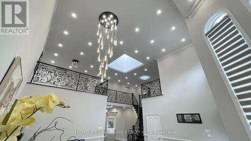 16 Crescentview Road, Richmond Hill, ON - Indoor Photo Showing Other Room