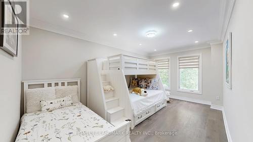 16 Crescentview Road, Richmond Hill, ON - Indoor Photo Showing Bedroom