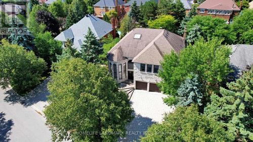 16 Crescentview Road, Richmond Hill, ON - Outdoor