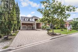 1587 HALLSTONE ROAD  Brampton, ON L6Y 5K8