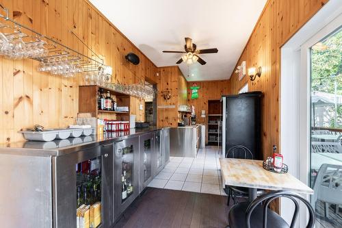 Restaurant - 880 Rue Richelieu, Beloeil, QC - Indoor Photo Showing Other Room