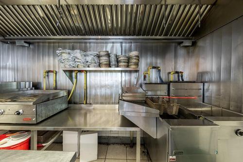 Cuisine - 880 Rue Richelieu, Beloeil, QC - Indoor Photo Showing Kitchen