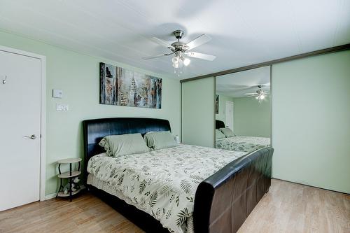 Primary bedroom - 621-3950 Boul. Sir-Wilfrid-Laurier, Longueuil (Saint-Hubert), QC - Indoor Photo Showing Bedroom