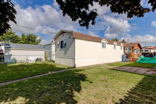 Backyard - 621-3950 Boul. Sir-Wilfrid-Laurier, Longueuil (Saint-Hubert), QC - Outdoor