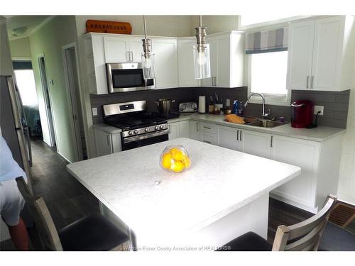 700-981 County Rd 2, Lakeshore, ON 