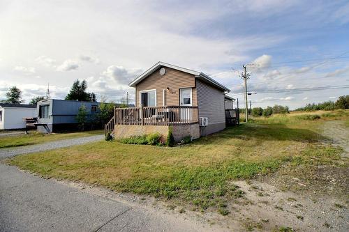 Façade - 200 Av. Douay, Amos, QC - Outdoor