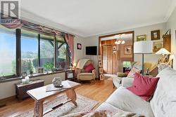 6101 WALKERS LINE  Burlington, ON L7M 0R2