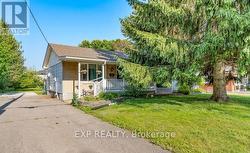 UPPER - 304 FIRST AVENUE  Welland, ON L3C 1Y8