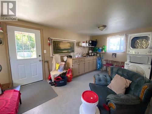 73 Main Road, Piccadilly, NL - Indoor