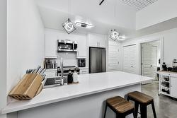 202-7345 Boul. St-Laurent  Montréal (Villeray/Saint-Michel/Parc-Extension), QC H2R 1W6