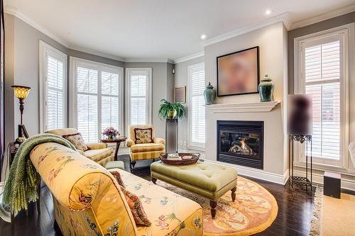 Salon - 4413 Boul. Décarie, Montréal (Côte-Des-Neiges/Notre-Dame-De-Grâce), QC - Indoor Photo Showing Living Room With Fireplace