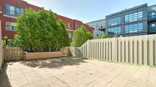 Cour - 4413 Boul. Décarie, Montréal (Côte-Des-Neiges/Notre-Dame-De-Grâce), QC - Outdoor