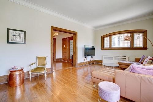 Living room - 694 Av. Victoria, Westmount, QC - Indoor Photo Showing Living Room