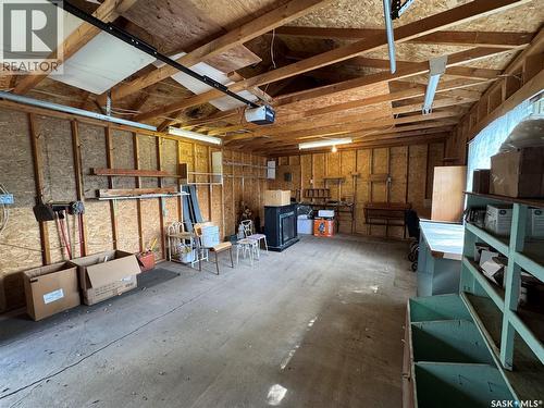 308 2Nd Avenue S, Leask, SK - Indoor