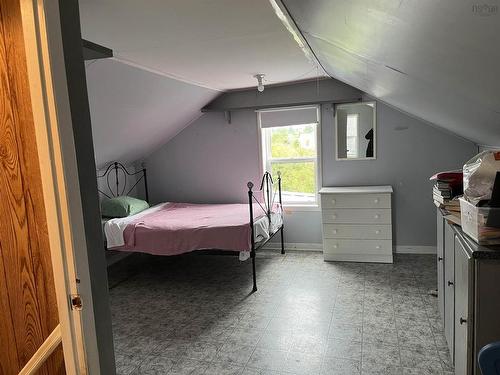 607 Highway 2, Lower Five Islands, NS 