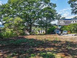 6 Springhill Road  Dartmouth, NS B3A 4H5