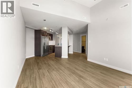 411 5301 Universal Crescent, Regina, SK - Indoor