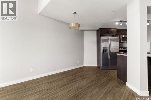 411 5301 Universal Crescent, Regina, SK - Indoor