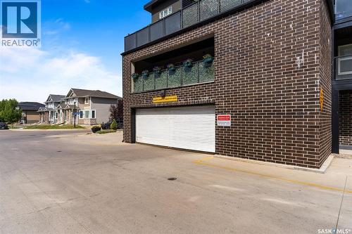 411 5301 Universal Crescent, Regina, SK - Outdoor