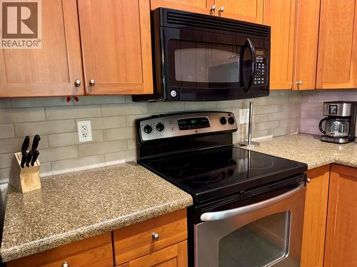 47 Rivermount Place Unit# 101B, Fernie, BC - Indoor Photo Showing Kitchen