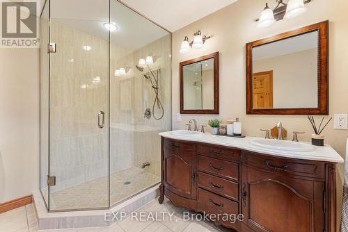 9640 Dagmar Road, Whitby, ON - Indoor Photo Showing Bathroom
