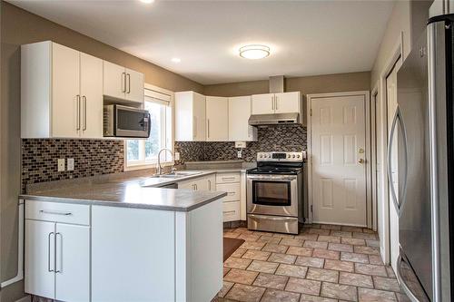 49-1840 Oliver Ranch Road, Okanagan Falls, BC - Indoor Photo Showing Kitchen