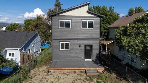 221 4Th Avenue, Cranbrook, BC - Outdoor