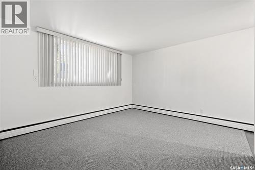 424 3Rd Avenue, Saskatoon, SK - Indoor Photo Showing Other Room