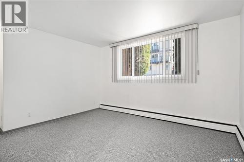 424 3Rd Avenue, Saskatoon, SK - Indoor Photo Showing Other Room