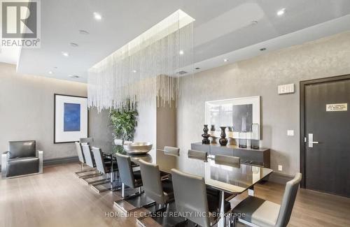 507 - 55 Speers Road, Oakville, ON - Indoor Photo Showing Dining Room