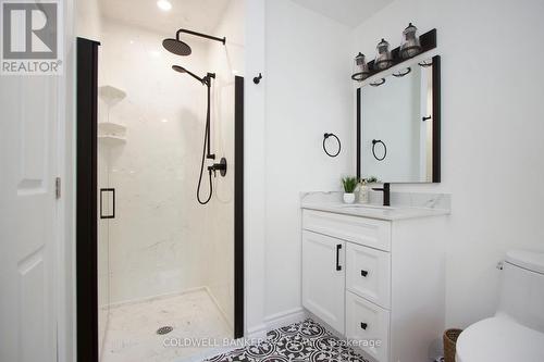 27 - C-12 1655 Nash Road, Clarington (Courtice), ON - Indoor Photo Showing Bathroom