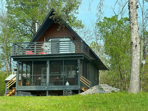 Façade - 21 Ch. Whitefish, Gracefield, QC - Outdoor With Deck Patio Veranda