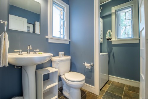 16C-2315 Mackinnon Rd, Pender Island, BC 