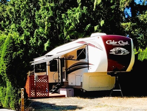 35-6050 Island Hwy West, Qualicum Beach, BC 