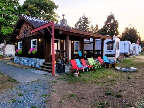 35-6050 Island Hwy West, Qualicum Beach, BC 