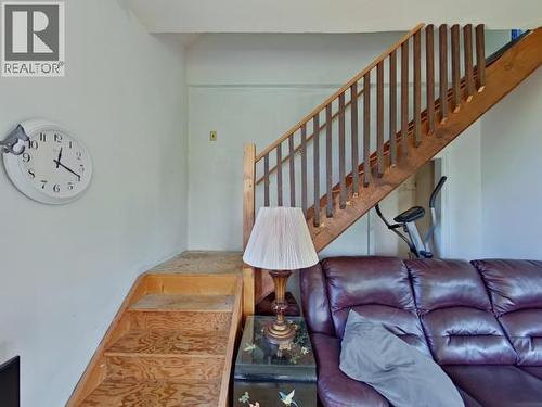 6279 Sycamore Street, Powell River, BC - Indoor Photo Showing Other Room