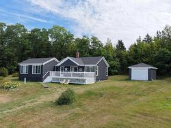 939 Georges River Road  Georges River, NS B1Y 3E2