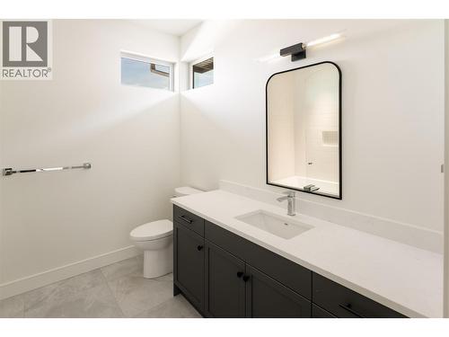 5650 The Edge Place Unit# 110, Kelowna, BC - Indoor Photo Showing Bathroom