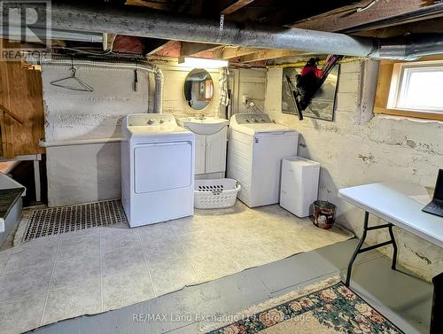 4 Archy Street, Brockton, ON - Indoor Photo Showing Laundry Room