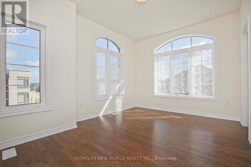 1864 Irish Moss Square, Pickering, ON - Indoor Photo Showing Other Room