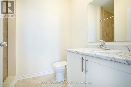 1864 Irish Moss Square, Pickering, ON - Indoor Photo Showing Bathroom